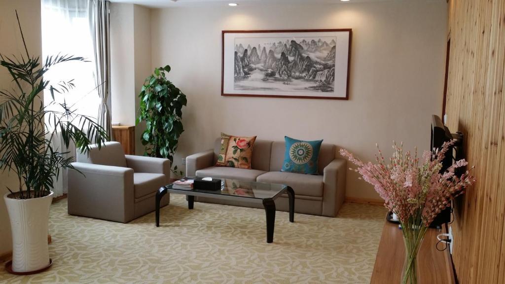 Super 8 Hotel Qingdao Railway Station Gui Zhou Road Exterior foto